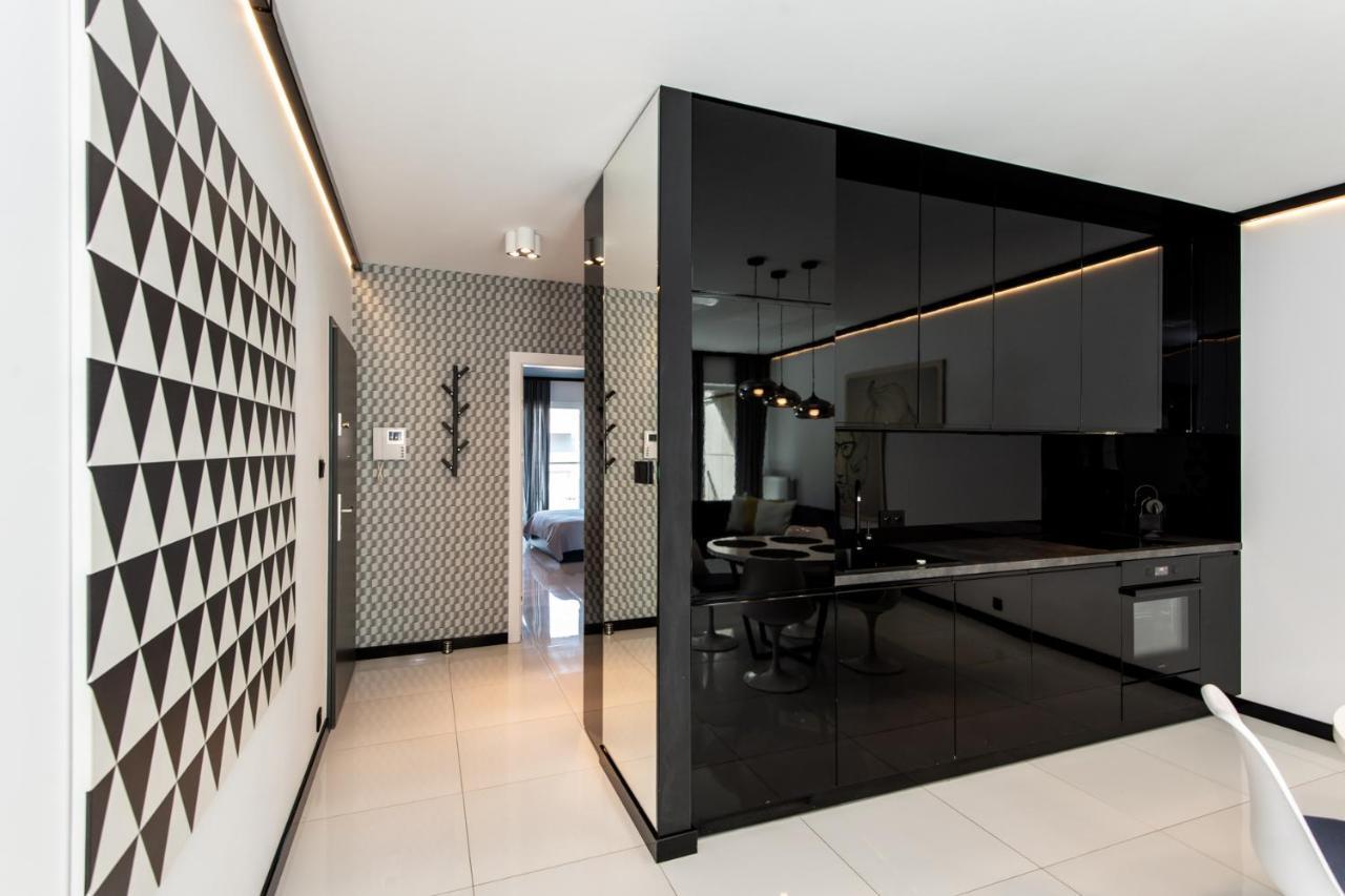 Super-Apartamenty Presidential Suite Познан Екстериор снимка
